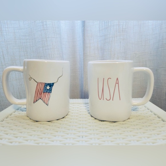 🇺🇸 Rae Dunn “USA” Coffee Mug 🇺🇸 - Picture 2 of 2